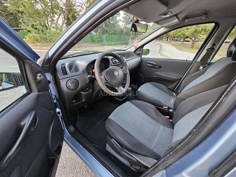 Fiat Punto 1.2b