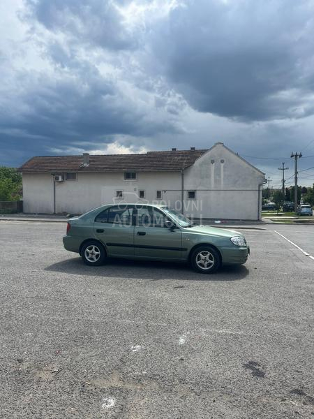 Hyundai Accent 
