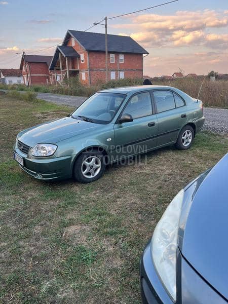 Hyundai Accent 