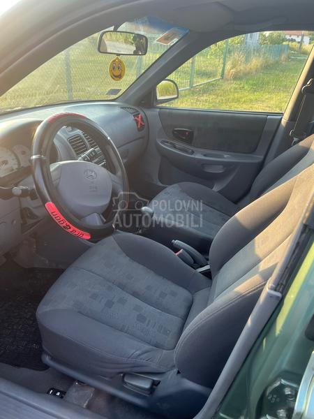 Hyundai Accent 