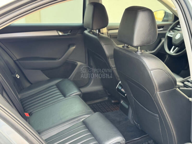 Škoda Superb 2.0 TDI DSG