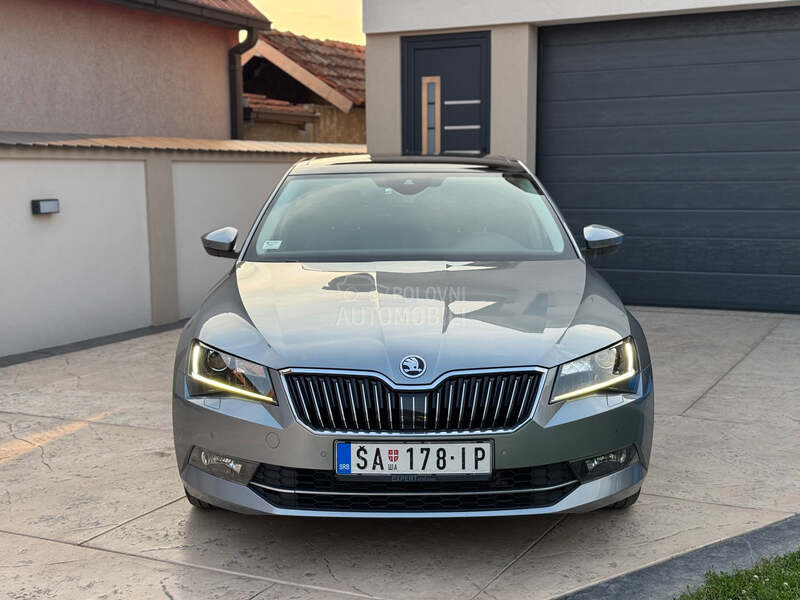 Škoda Superb 2.0 TDI DSG