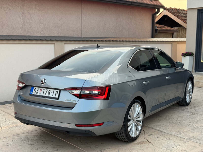 Škoda Superb 2.0 TDI DSG