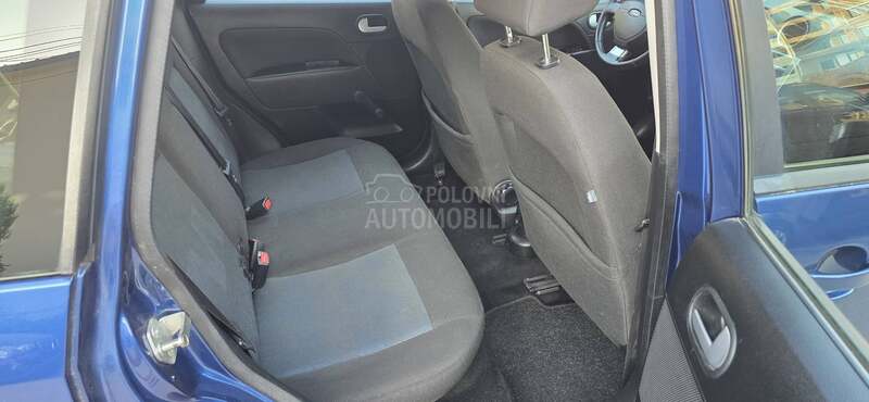 Ford Fiesta 1.4i Svajcarska