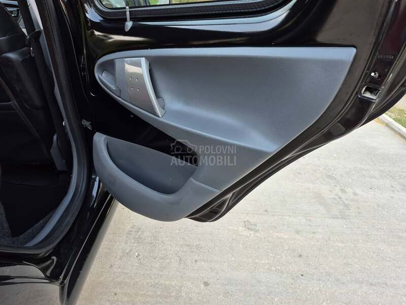Toyota Aygo 1.0b