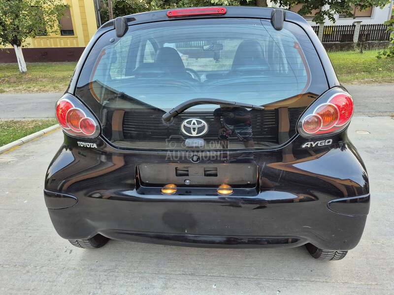 Toyota Aygo 1.0b