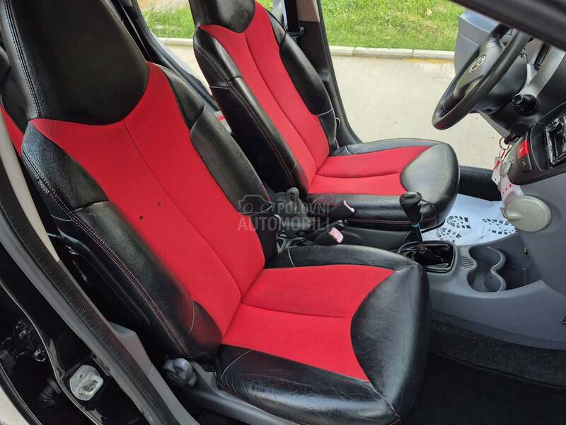 Toyota Aygo 1.0b