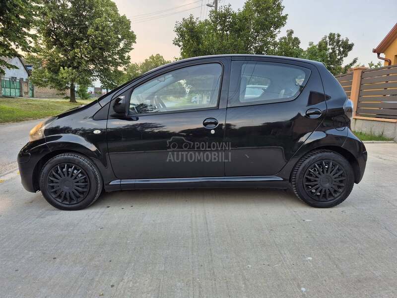 Toyota Aygo 1.0b