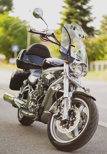 Hyosung Aqila 650