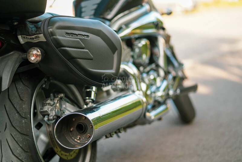 Hyosung Aqila 650