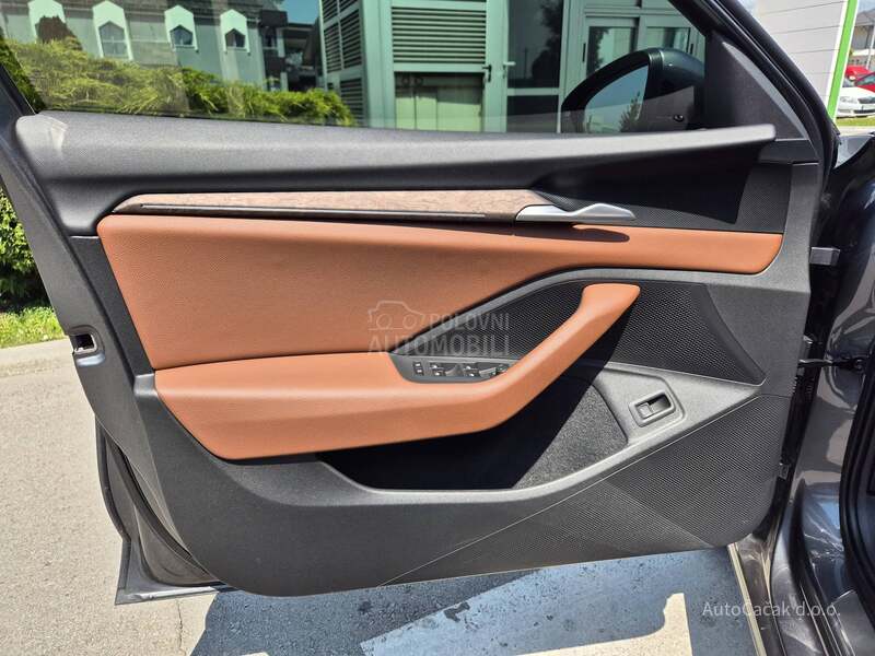 Škoda Superb 2.0 TSI LiK 4X4