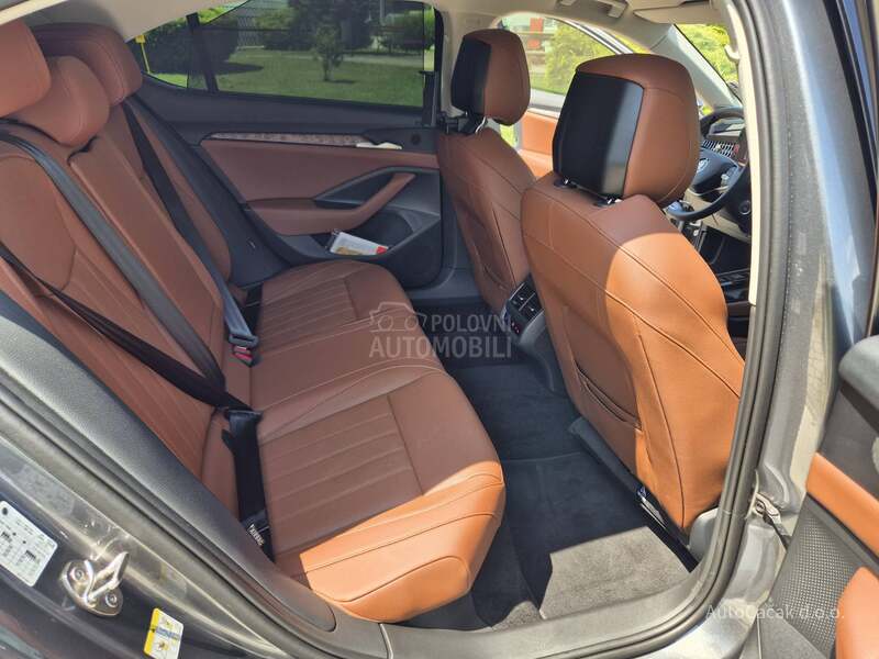 Škoda Superb 2.0 TSI LiK 4X4