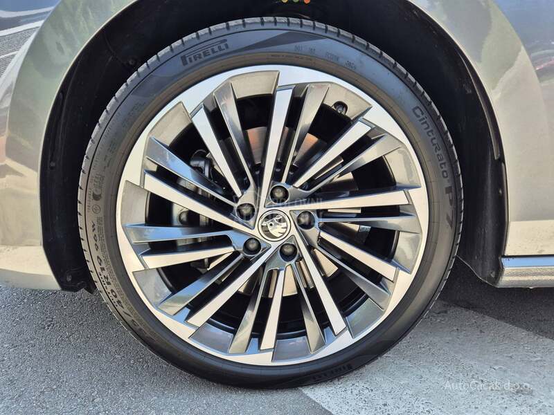 Škoda Superb 2.0 TSI LiK 4X4