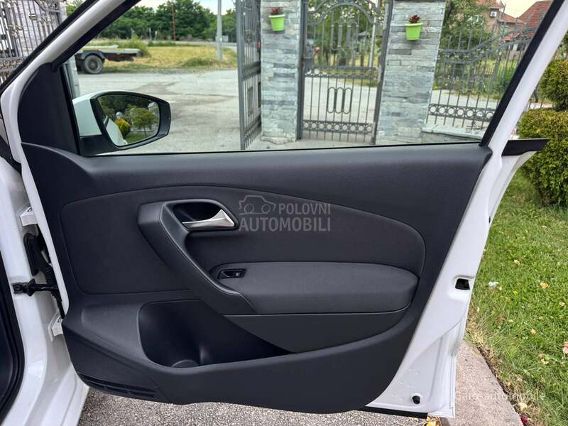 Volkswagen Polo 1.2TSI CH NOV