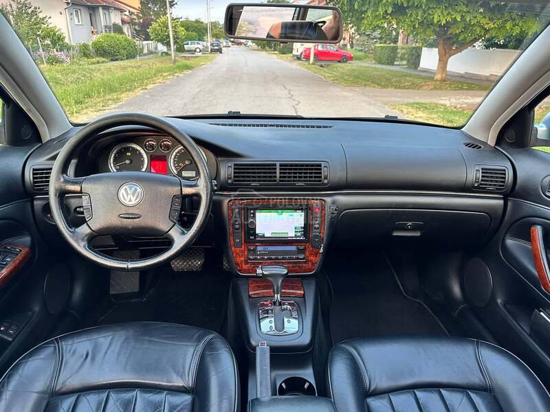 Volkswagen Passat B5.5 4.0 W8