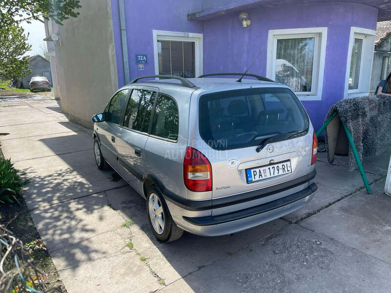 Opel Zafira 1.8