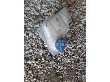 boca za rashladnu tečnost za Volkswagen Passat B5.5 od 2001. do 2005. god.