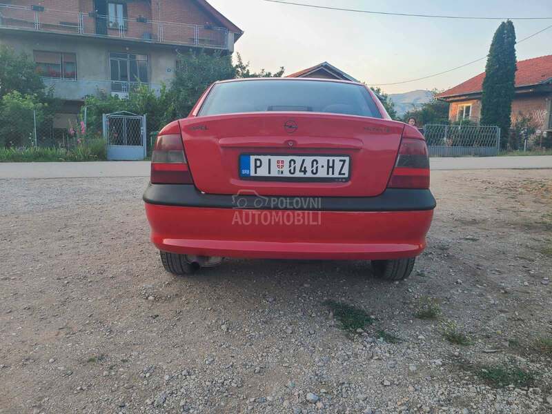 Opel Vectra B 1.8