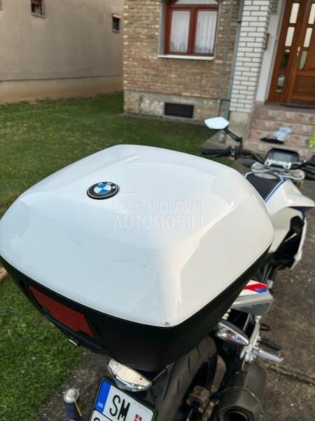 BMW g310r