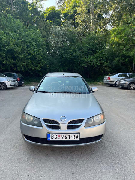 Nissan Almera 
