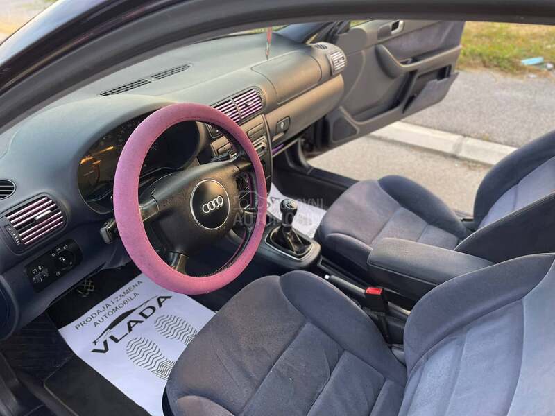 Audi A3 1.6 IZUZETNO OČUVAN
