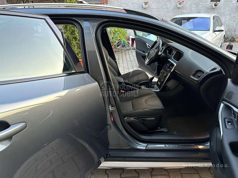 Volvo V40 CROSS COUNTRY