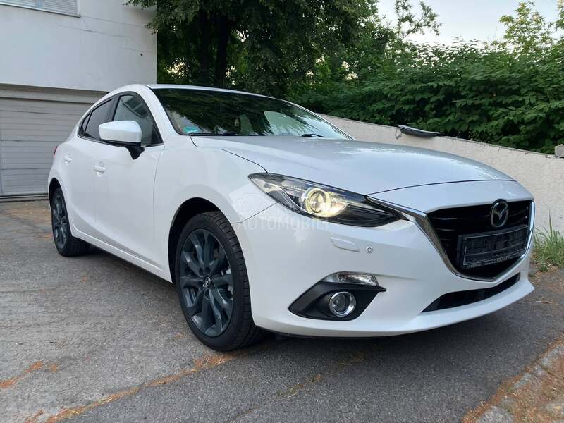 Mazda 3 2.0 revolution