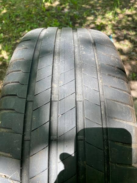 Bridgestone 205/55 R17 Letnja