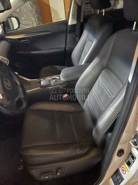 Lexus NX 300H Executive