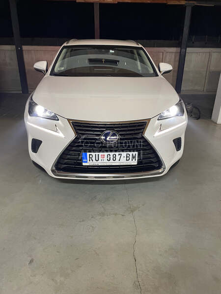 Lexus NX 300H Executive