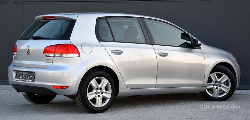 Volkswagen Golf 6 1.6 TDI/COMFORT/CH