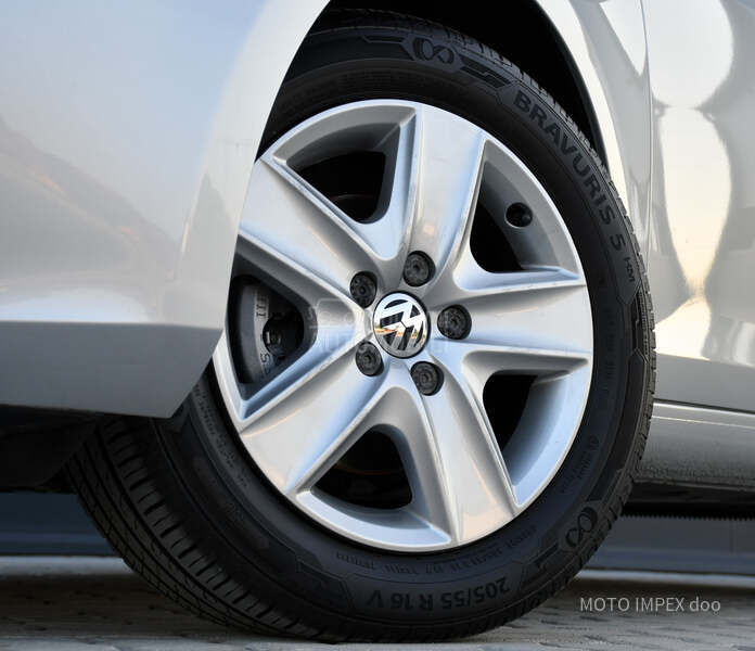Volkswagen Golf 6 1.6 TDI/COMFORT/CH
