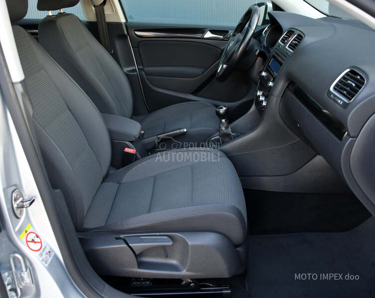Volkswagen Golf 6 1.6 TDI/COMFORT/CH