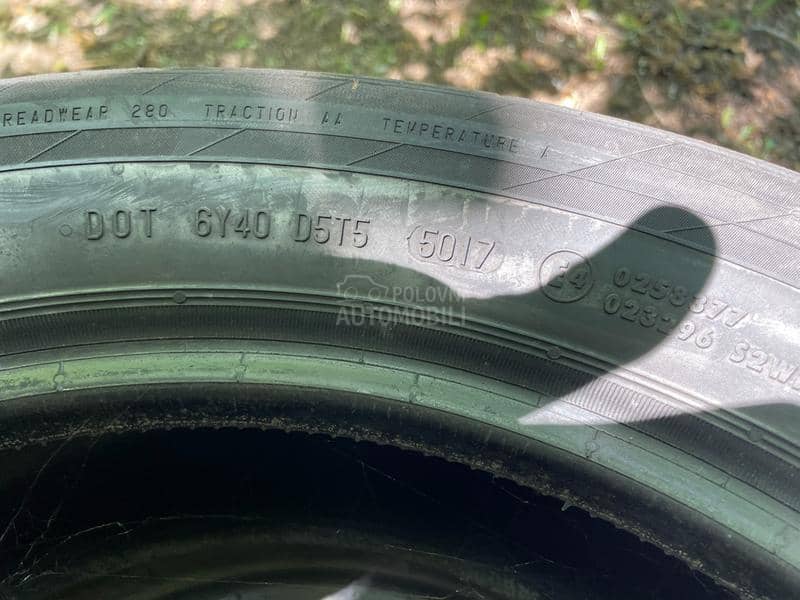 Continental 225/50 R17 Letnja