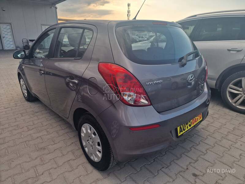 Hyundai i20 1.3B SVAJCARSKA