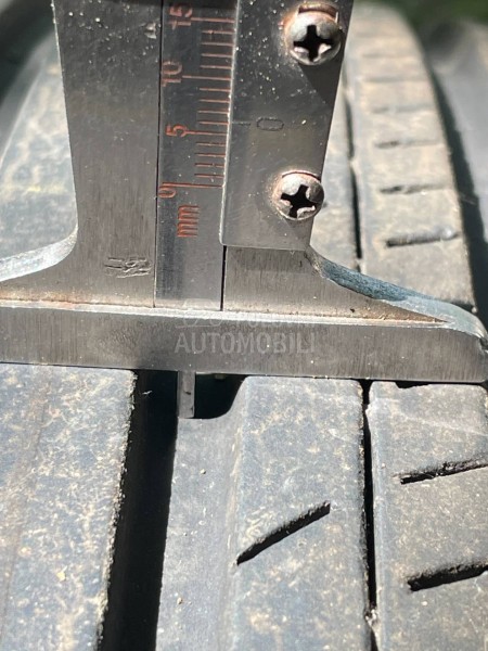 Dunlop 225/60 R18 Letnja