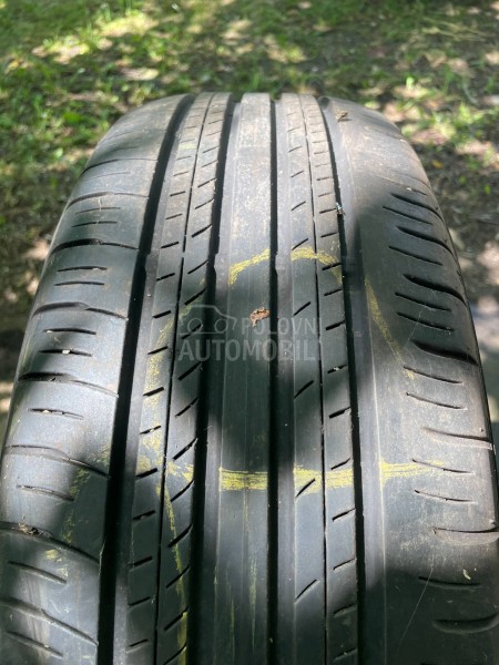 Dunlop 225/60 R18 Letnja