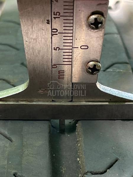 Continental 215/60 R17 Letnja