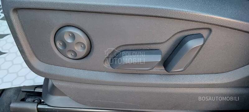 Audi Q5 2.0 tdi S line