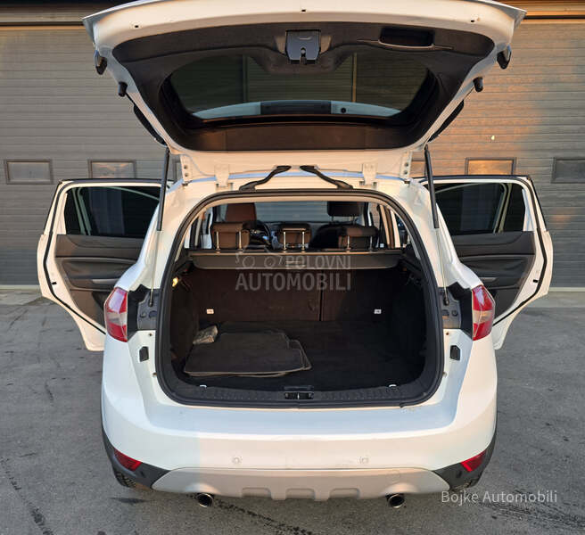 Ford Kuga 2.0TDCI TITANIUM