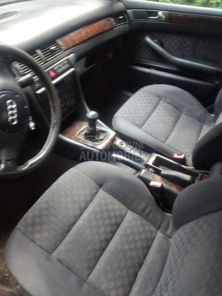 Audi A6 2.4