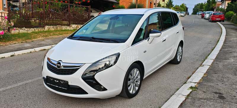 Opel Zafira 1.6 CNG COSMO