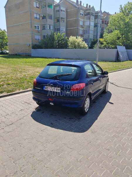 Peugeot 206 1.6b