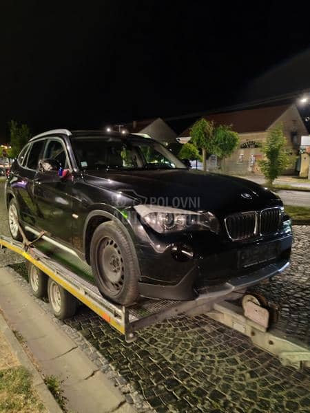 Delovi za BMW X1 2010. god.
