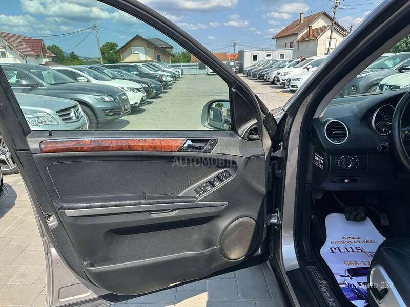 Mercedes Benz ML 320 N O V
