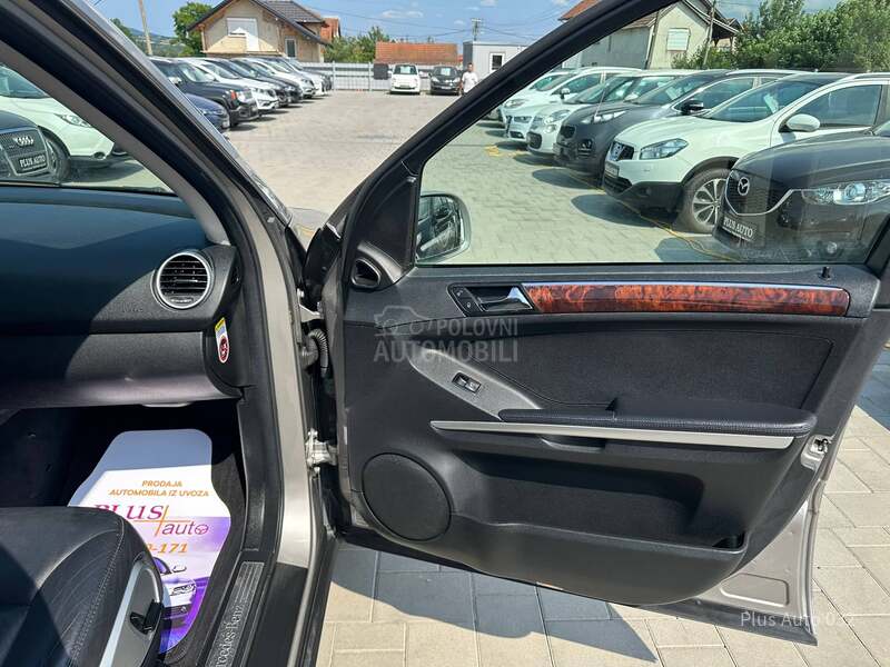 Mercedes Benz ML 320 N O V