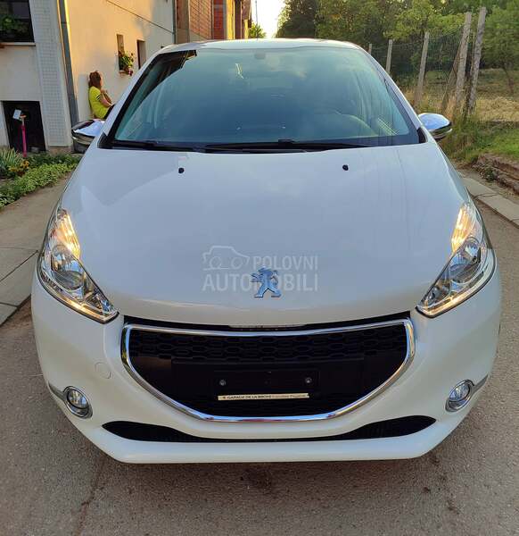 Peugeot 208 1.2 Style Švajcarska