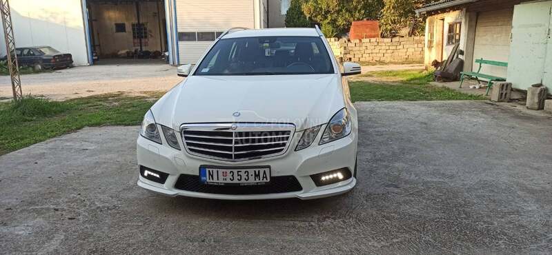 Mercedes Benz E 200 