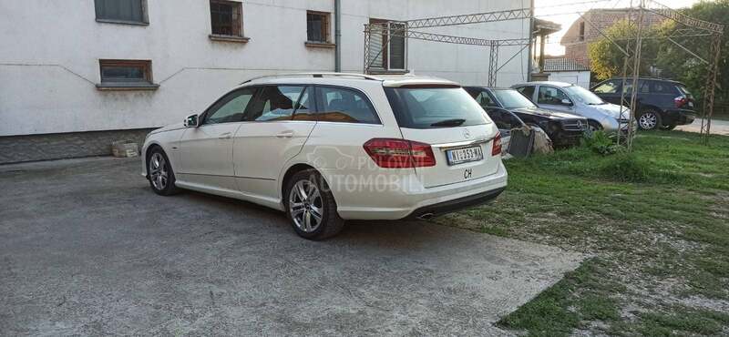 Mercedes Benz E 200 