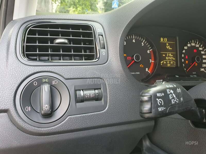 Volkswagen Polo 1.2   TRENDLINE